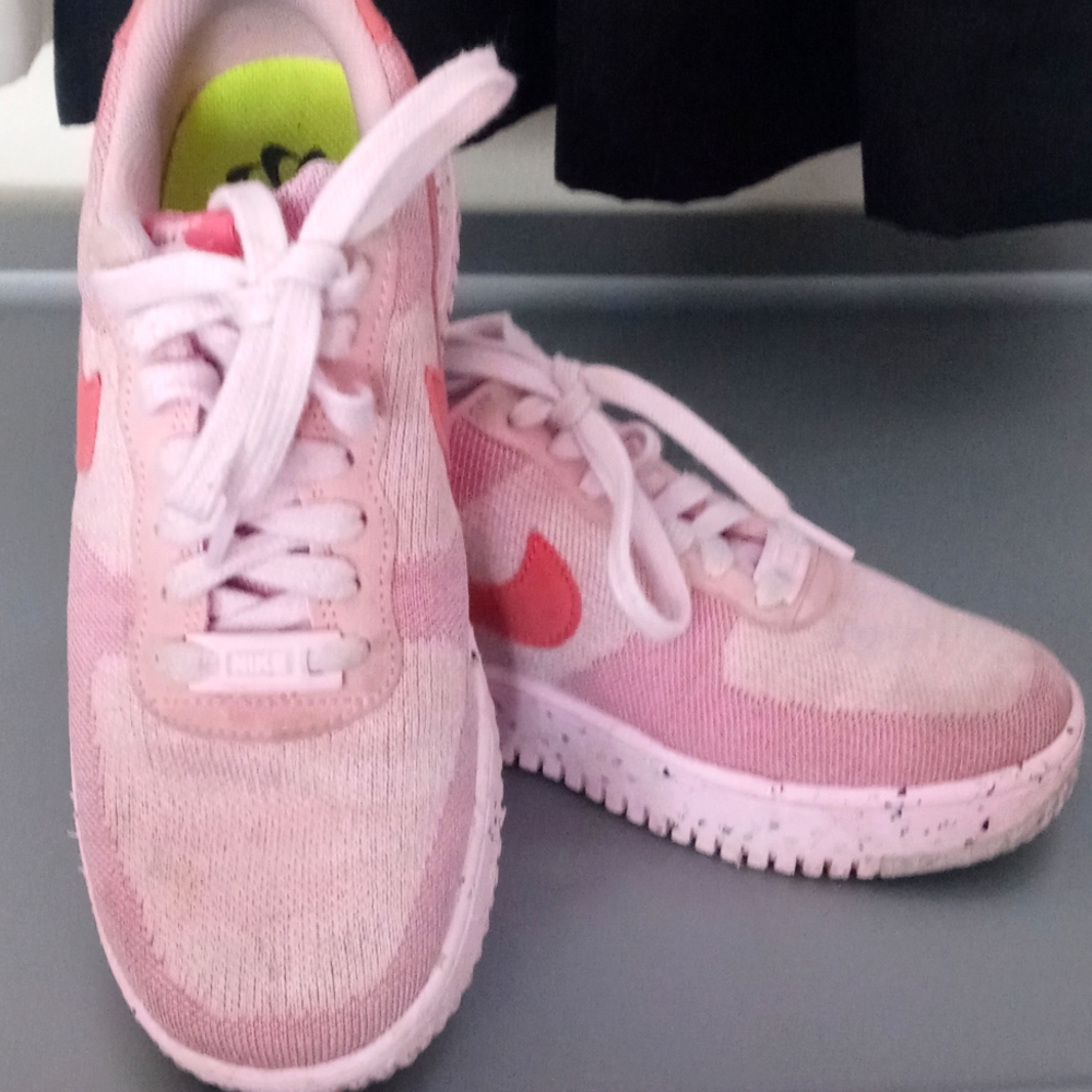 Tennis Shoes